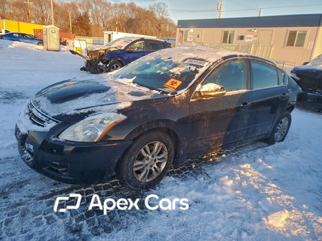 Nissan Altima 2011 - Zdjęcie 1 z 12