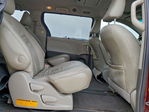 Toyota Sienna 2012