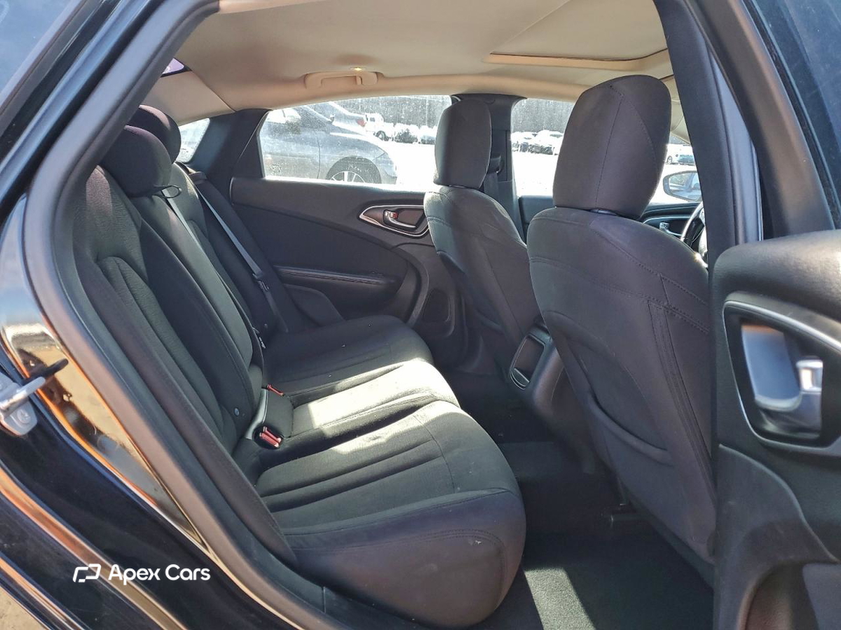 Chrysler 200 2015
