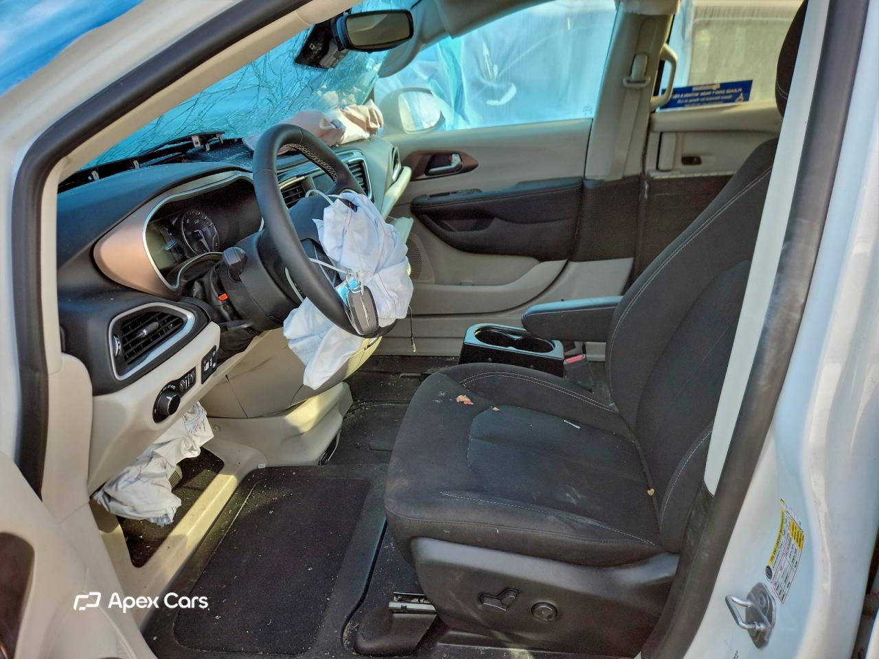 Chrysler Voyager 2023