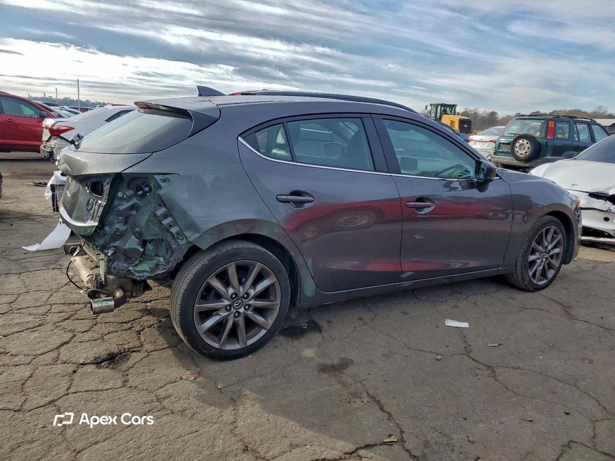Mazda 3 2018