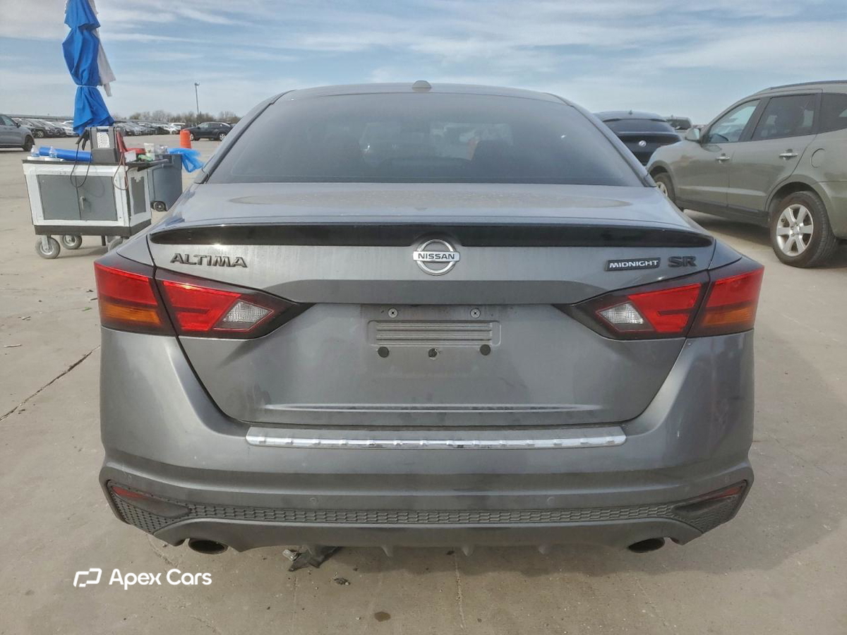 Nissan Altima 2022