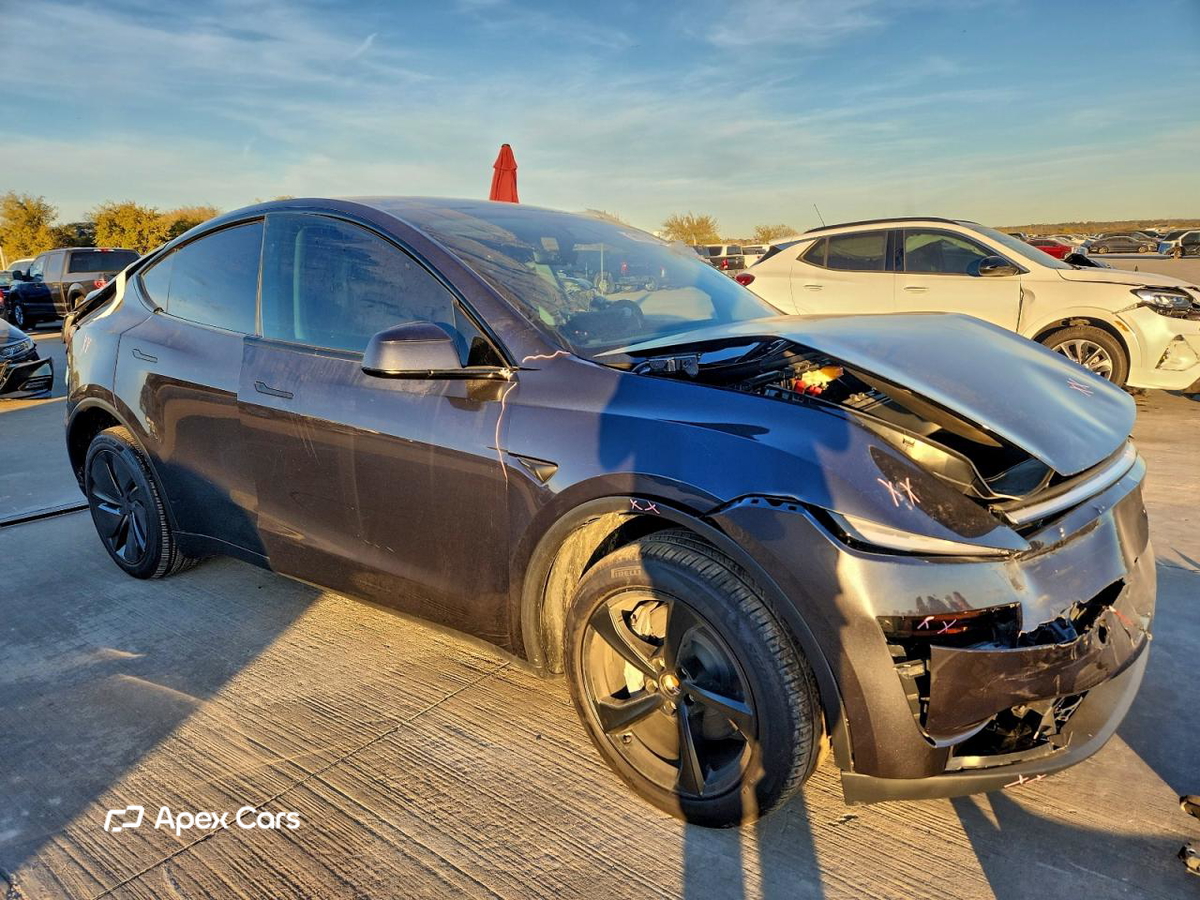 Tesla Model Y 2026