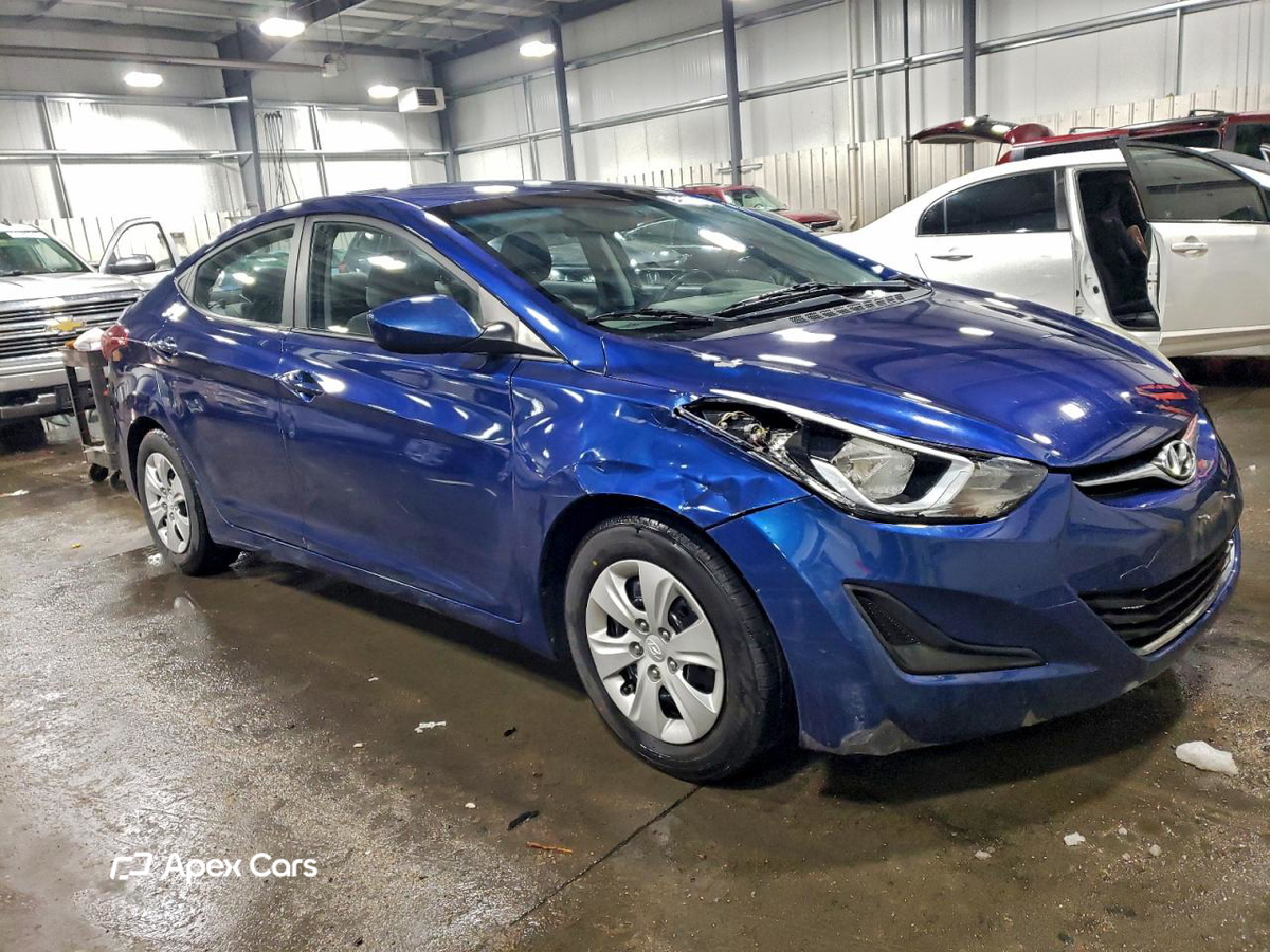 Hyundai Elantra 2016