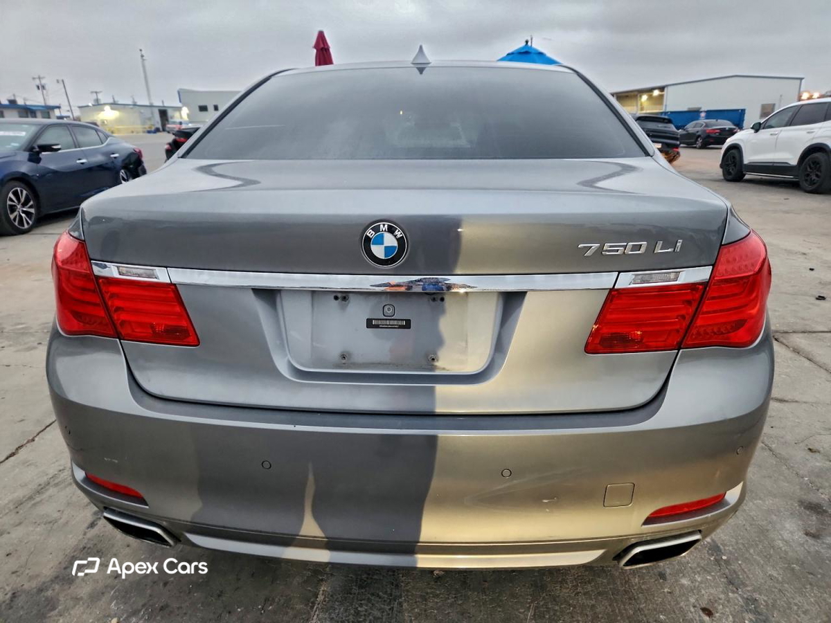 BMW Series 7 2012