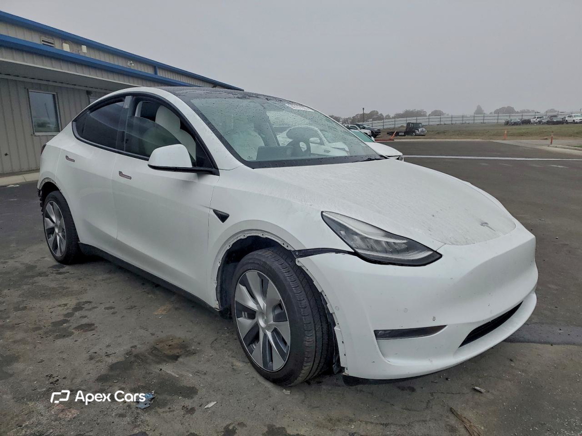 Tesla Model Y 2022