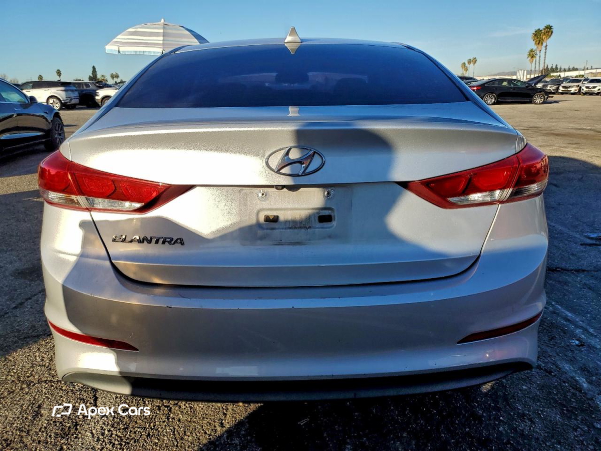 Hyundai Elantra 2018