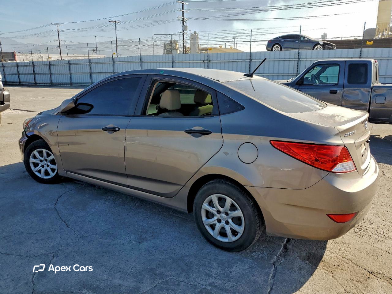 Hyundai Accent 2012