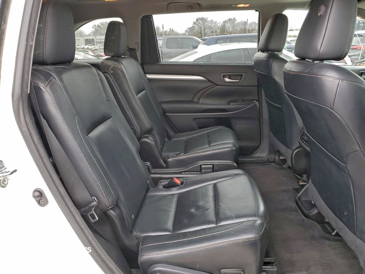 Toyota Highlander 2015