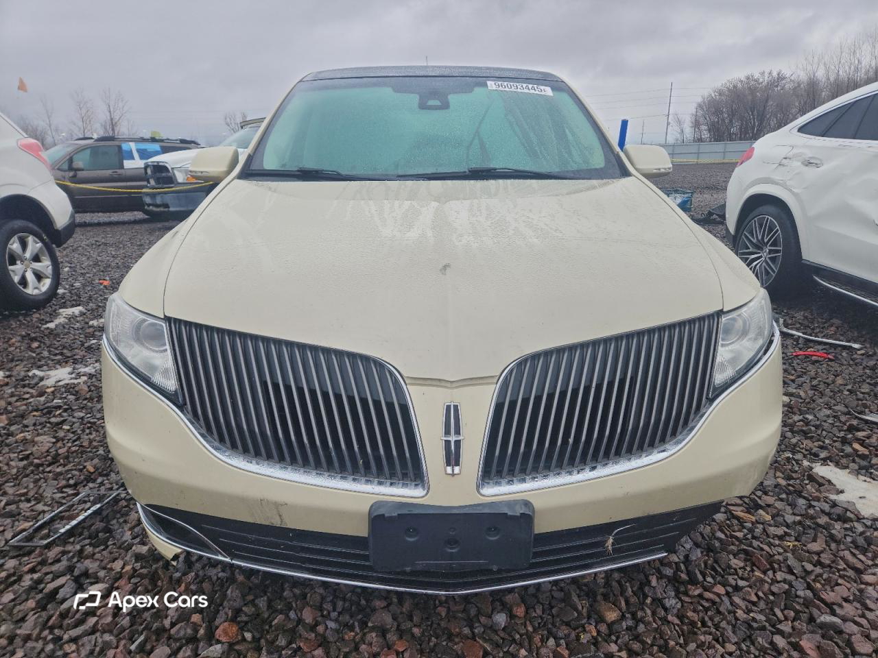 Lincoln MKT 2015