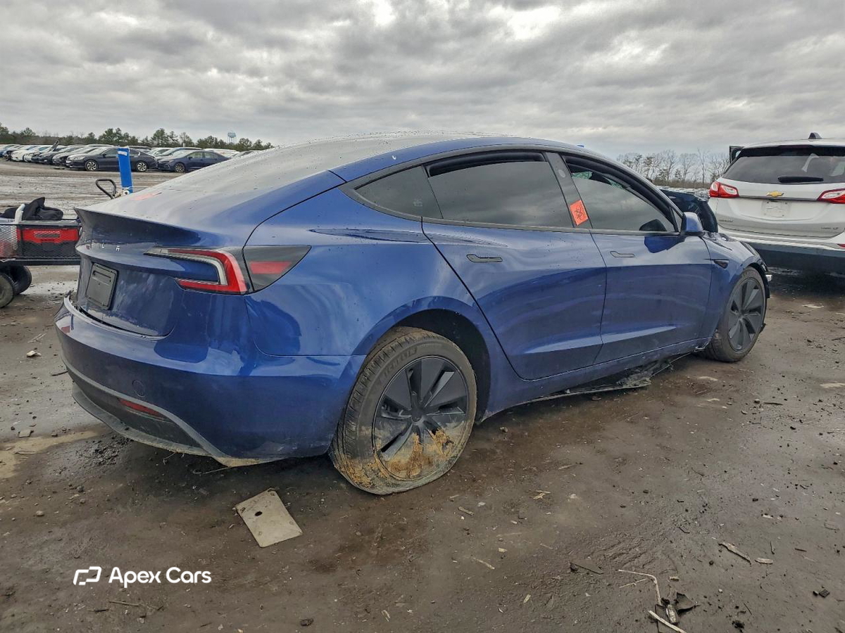 Tesla Model 3 2025