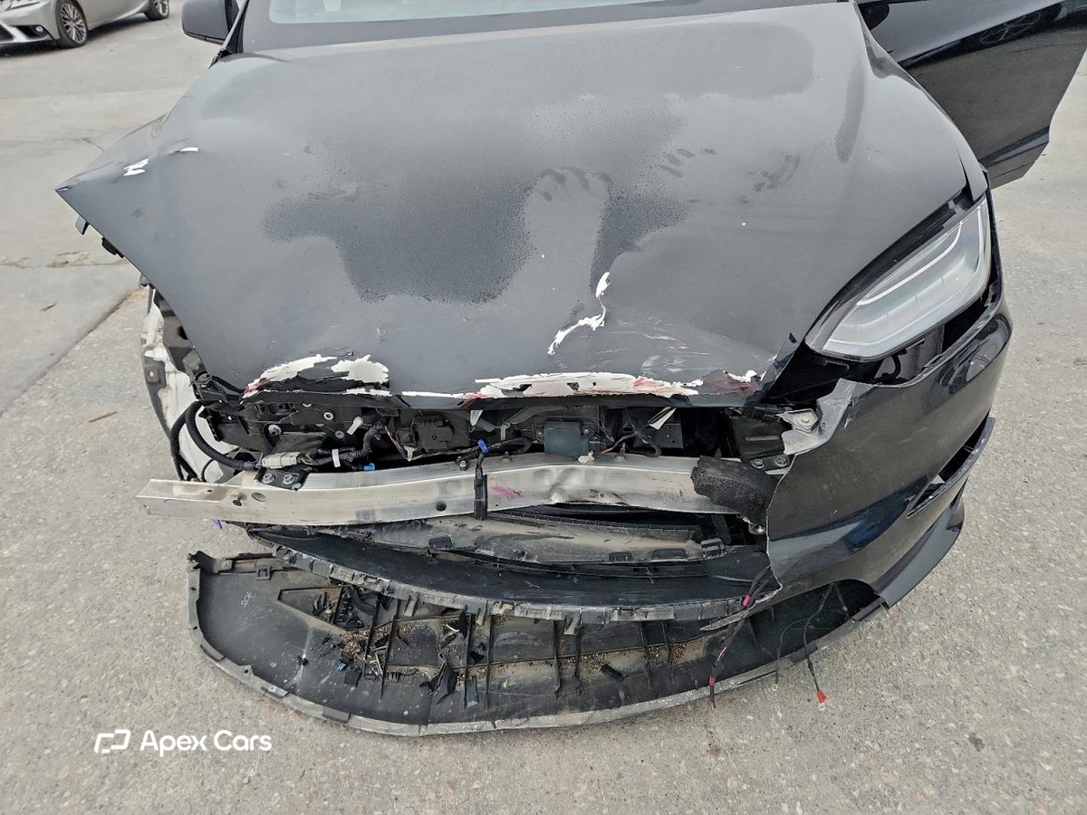 Tesla Model X 2023