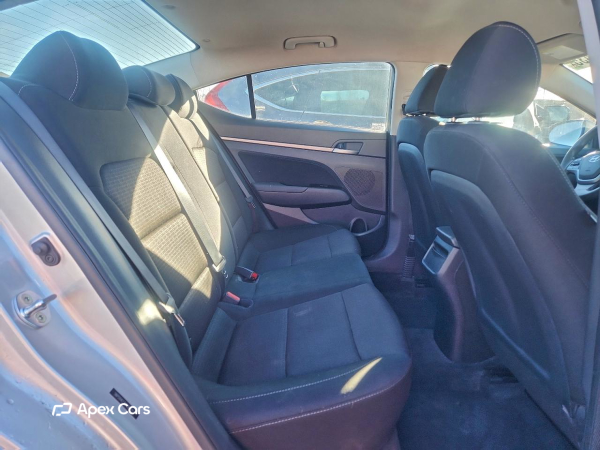 Hyundai Elantra 2018