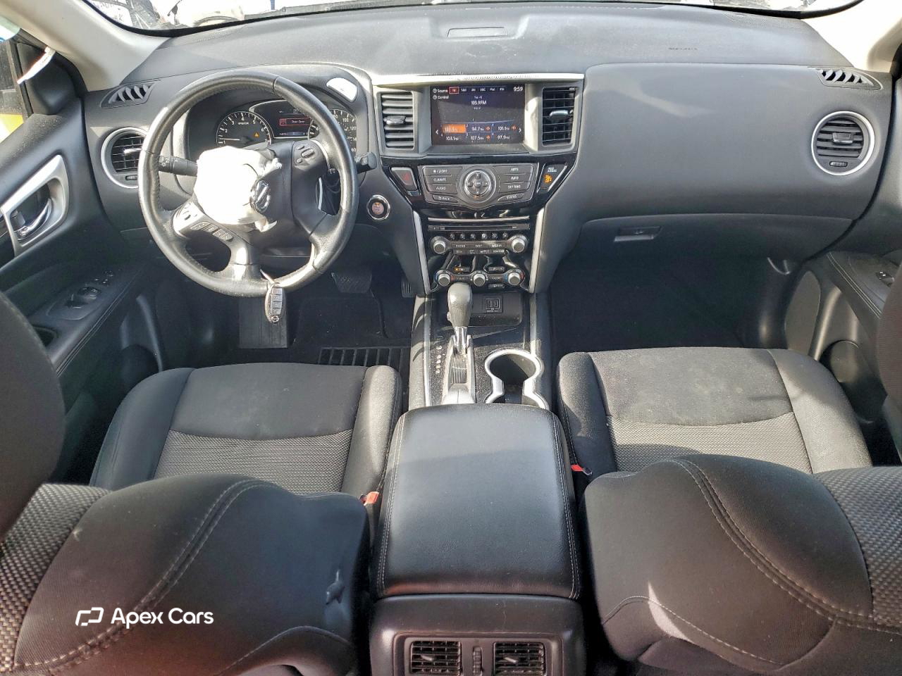 Nissan Pathfinder 2018