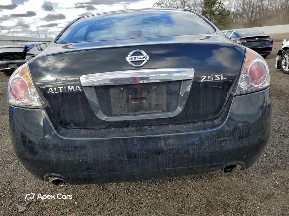Nissan Altima 2012