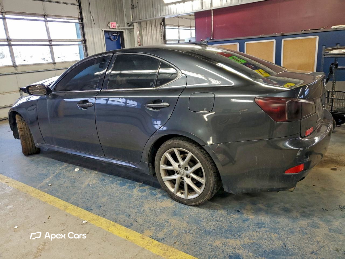Lexus IS 2011