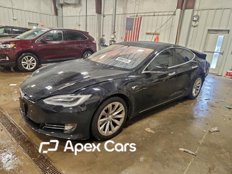 Tesla Model S 2019 - Image 1 of 13