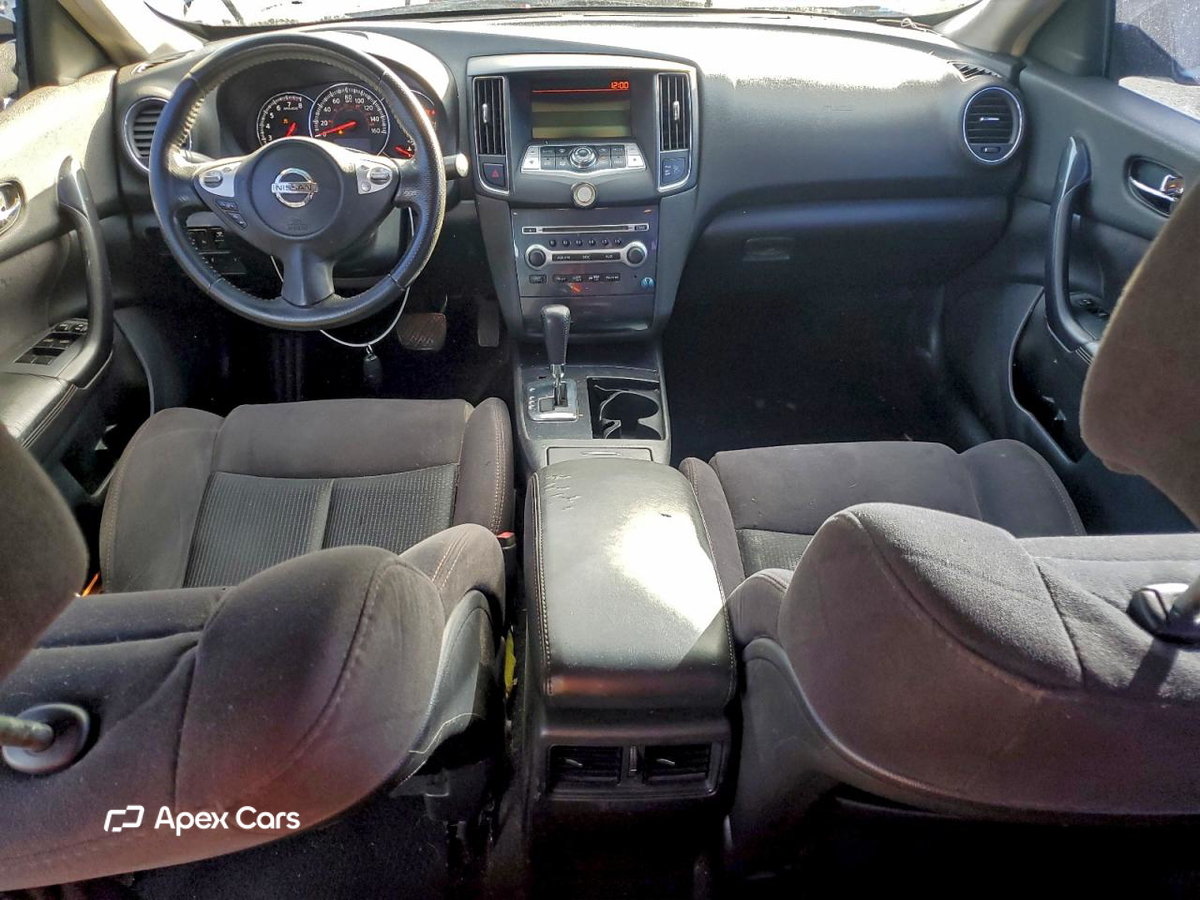 Nissan Maxima 2012