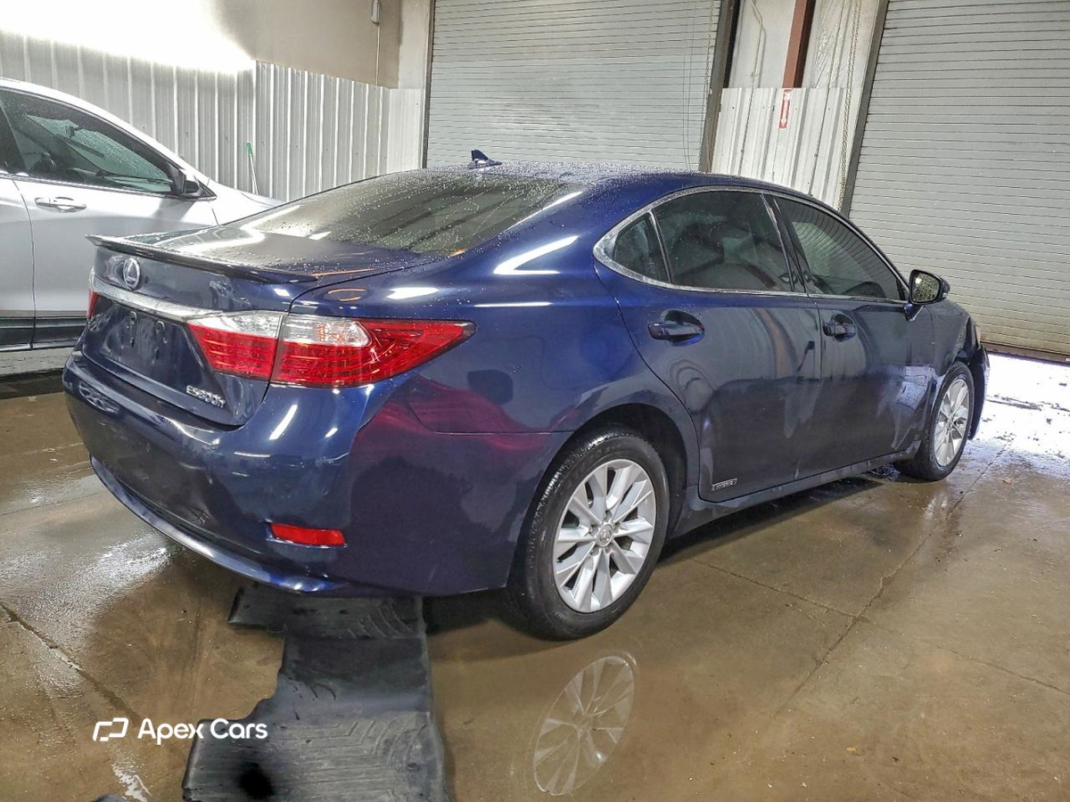 Lexus ES 2013
