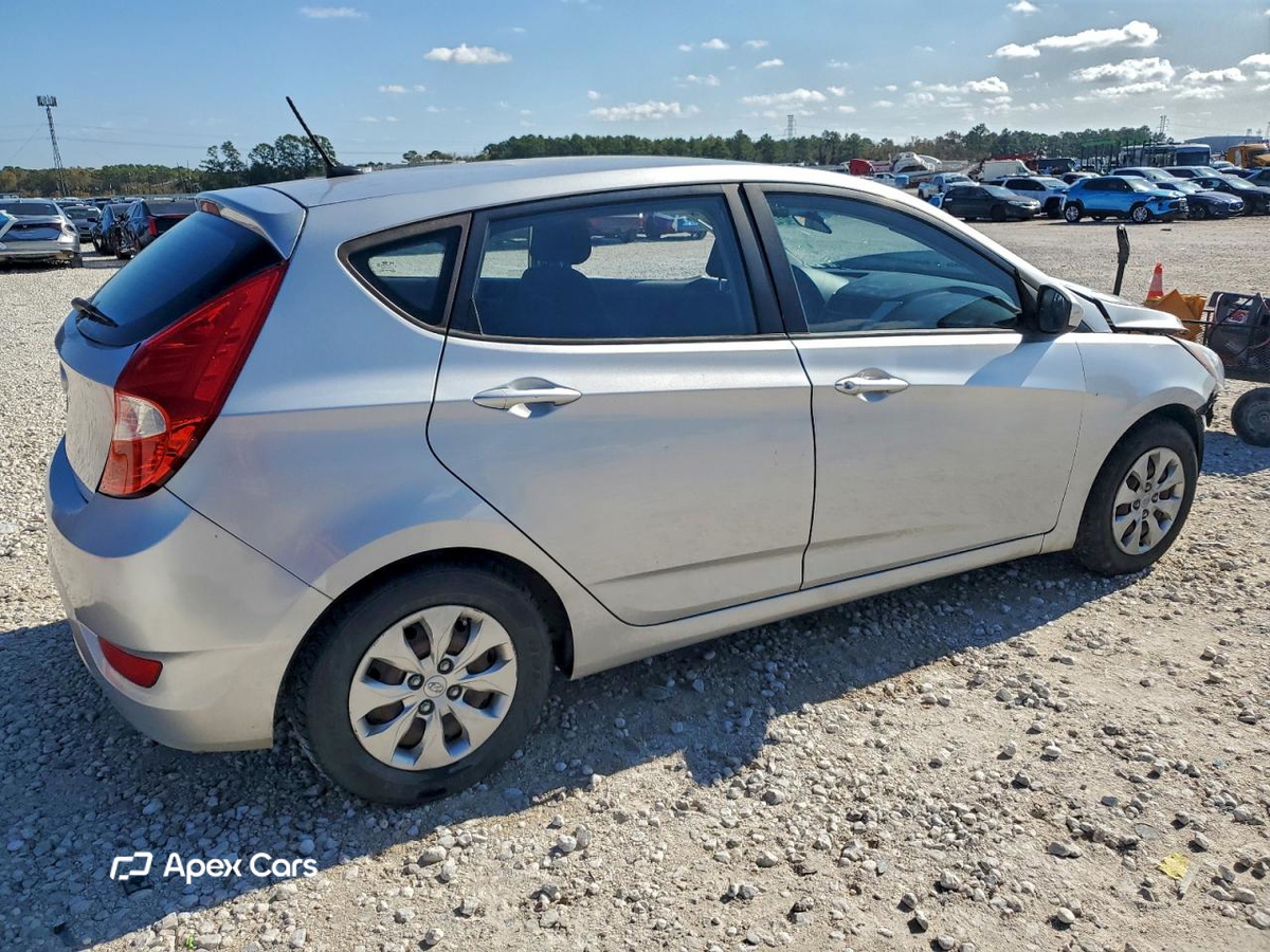 Hyundai Accent 2015
