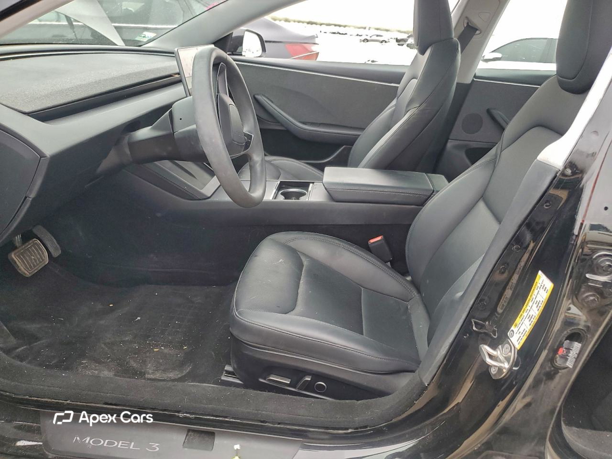 Tesla Model 3 2024