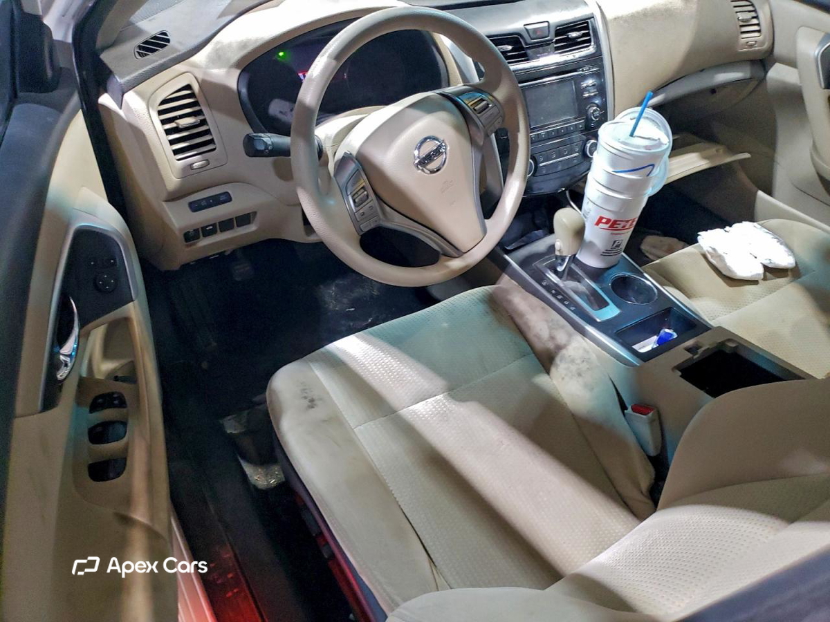Nissan Altima 2015