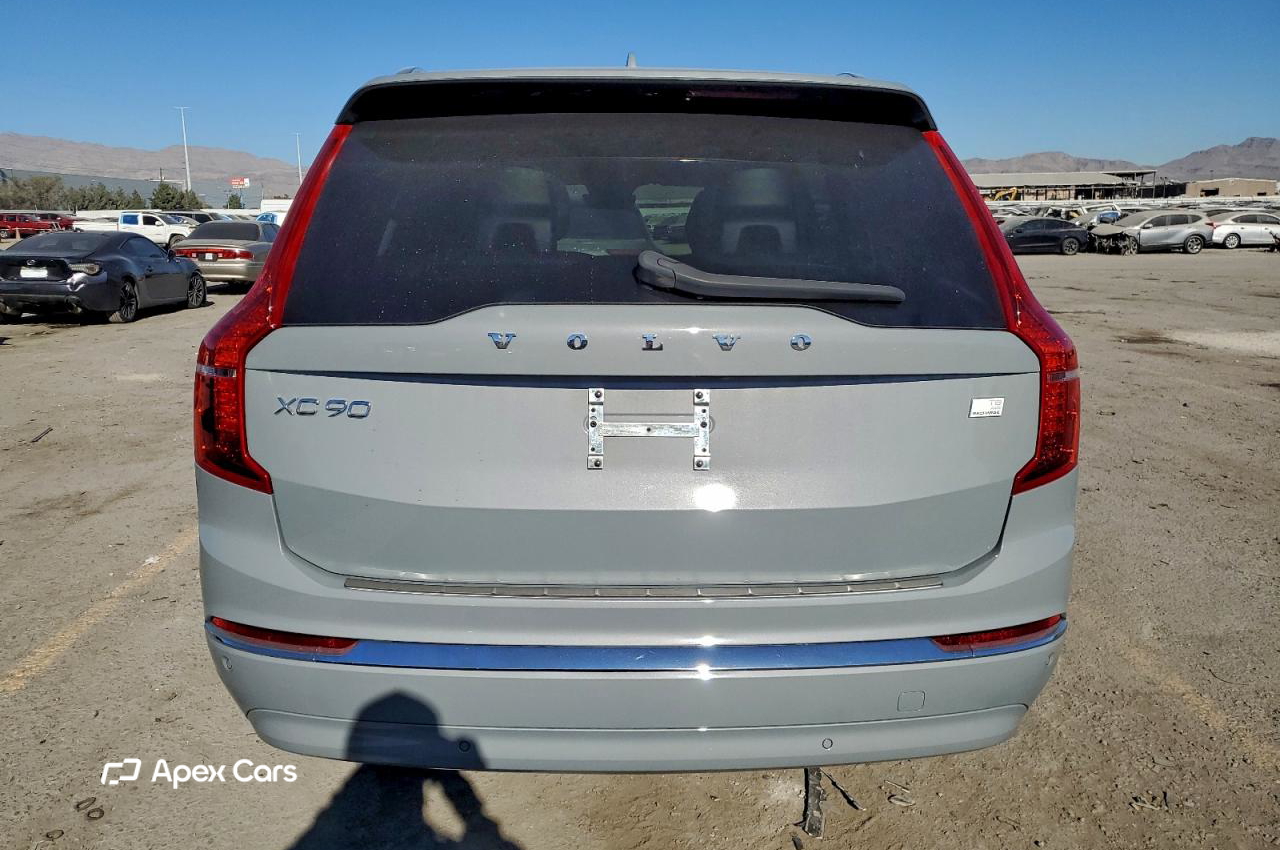 Volvo XC90 2024