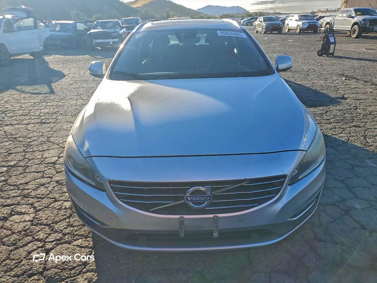 Volvo V60 2016