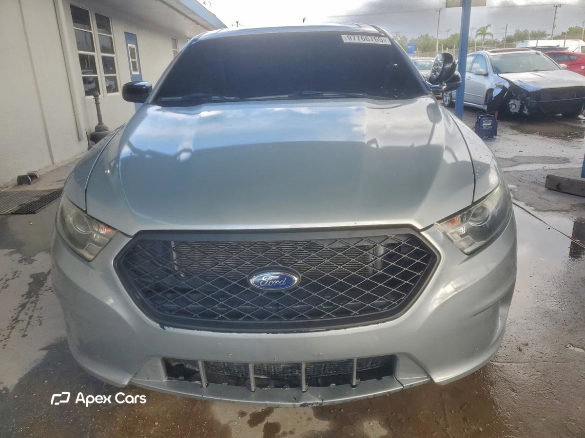 Ford Taurus 2017