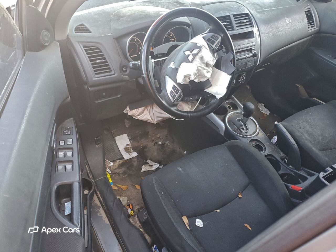 Mitsubishi Outlander 2011