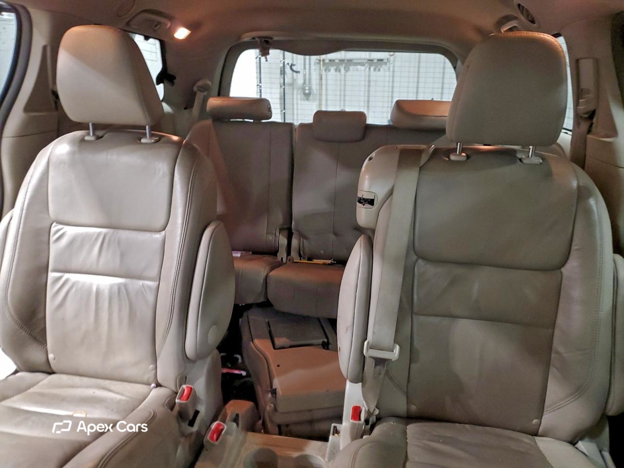 Toyota Sienna 2016