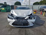 Lexus ES 2020