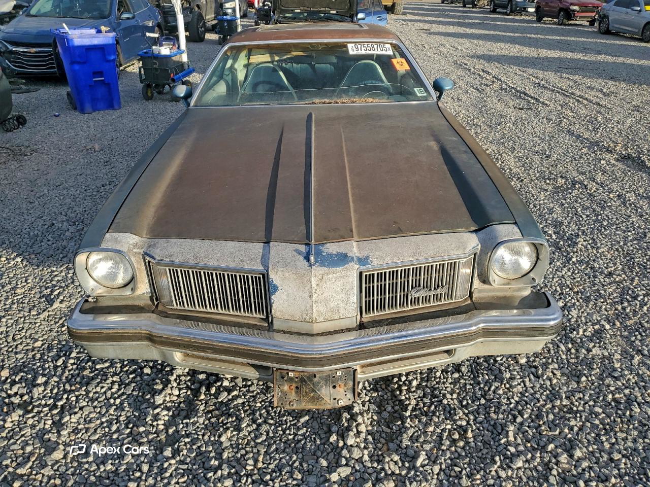 Oldsmobile Cutlass 1975