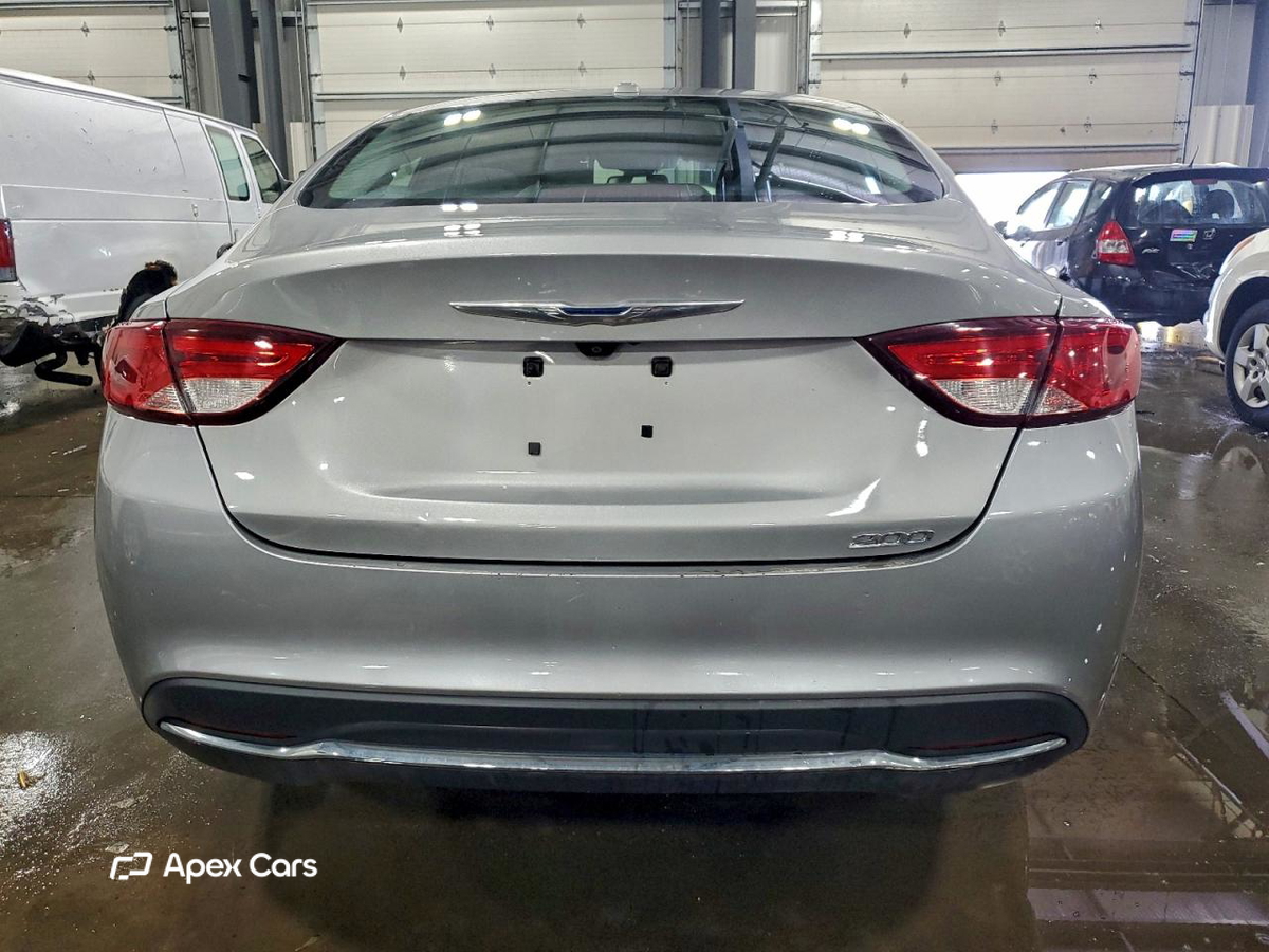 Chrysler 200 2015