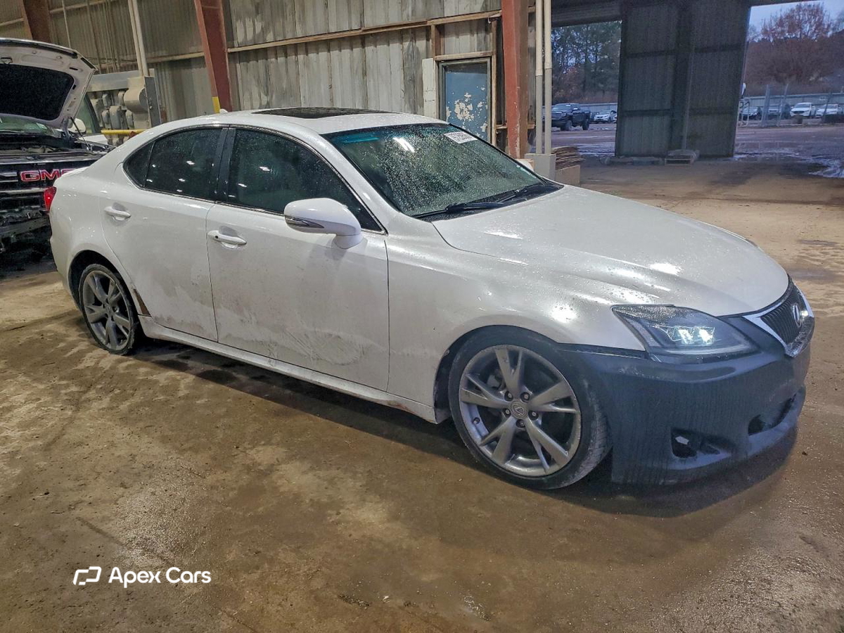 Lexus IS 2010