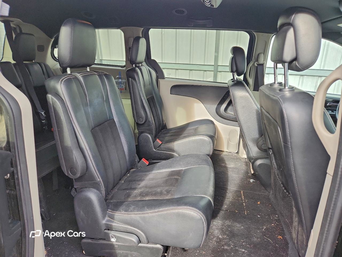 Dodge Caravan 2017