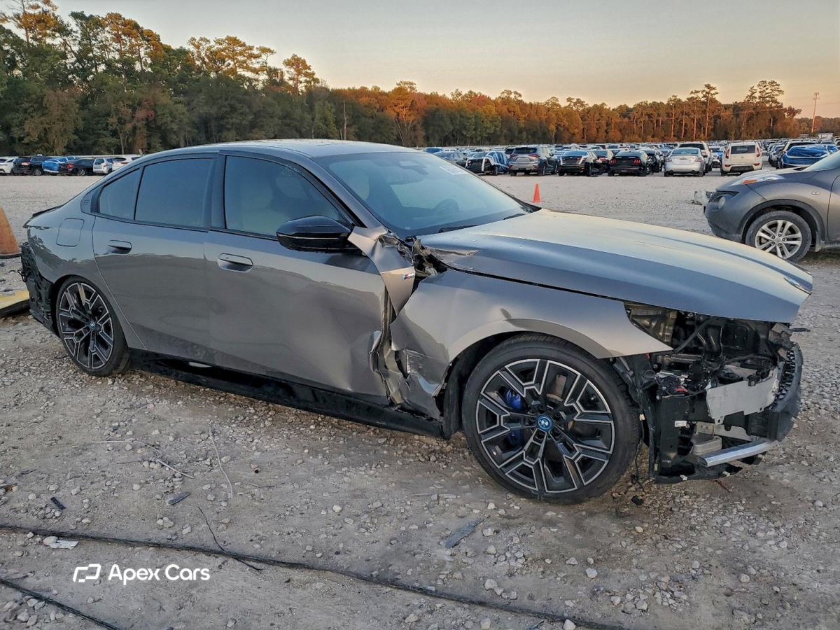 BMW i5 2025