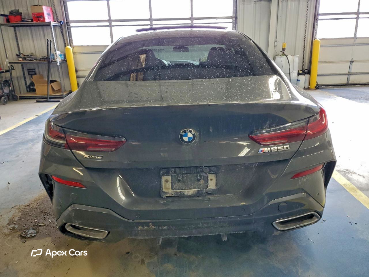 BMW Series 8 2022