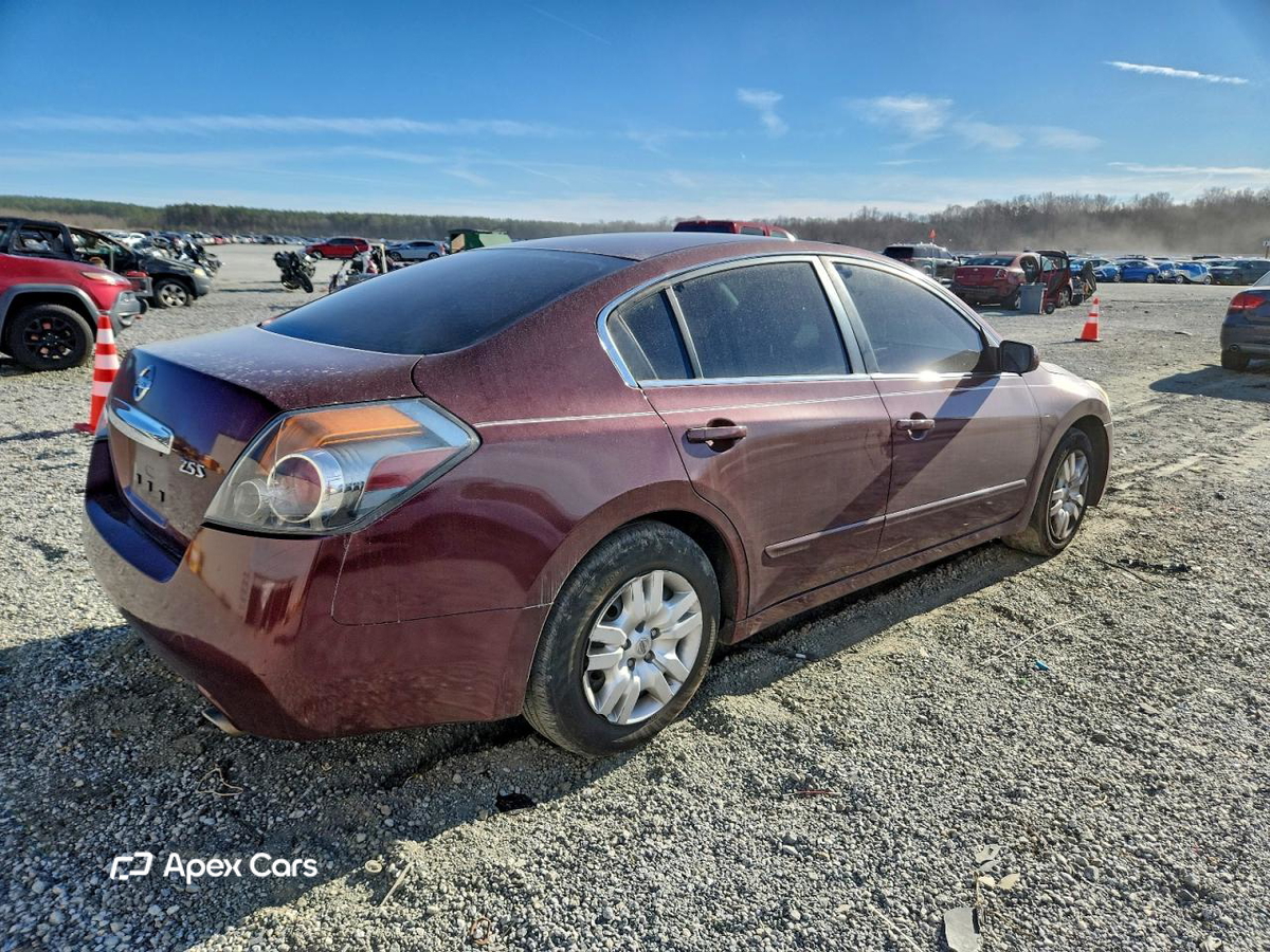 Nissan Altima 2012