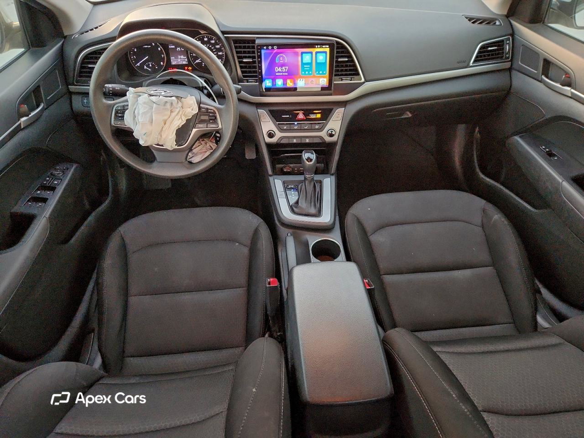 Hyundai Elantra 2018