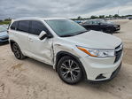 Toyota Highlander 2016