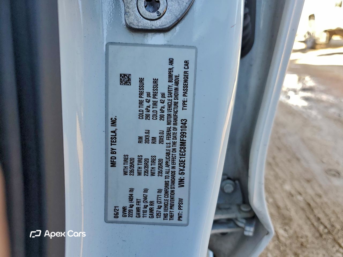 Tesla Model 3 2021