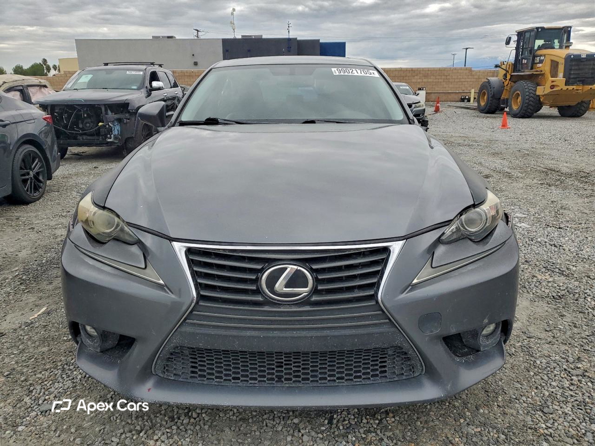 Lexus IS 2015