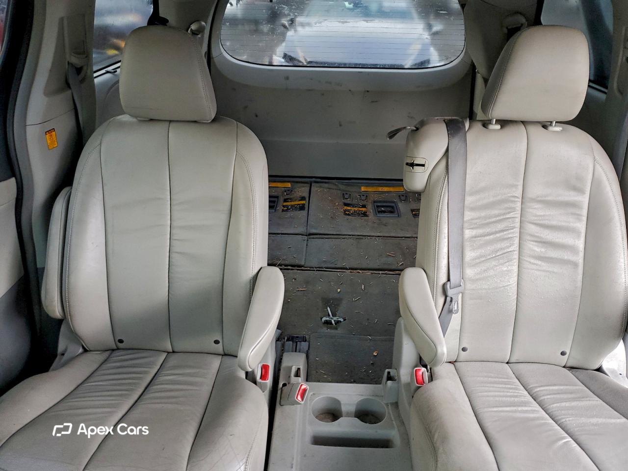 Toyota Sienna 2012