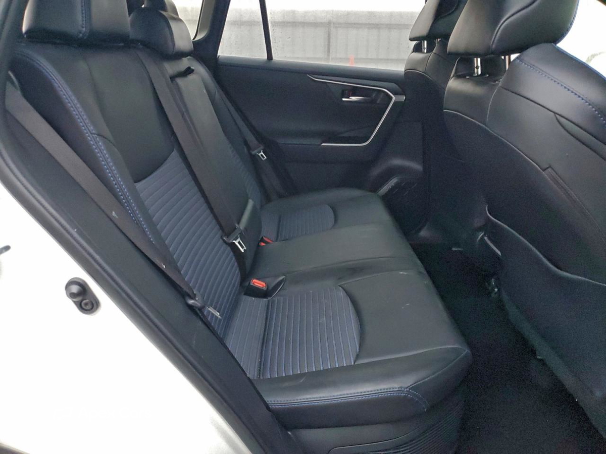 Toyota RAV 4 2021