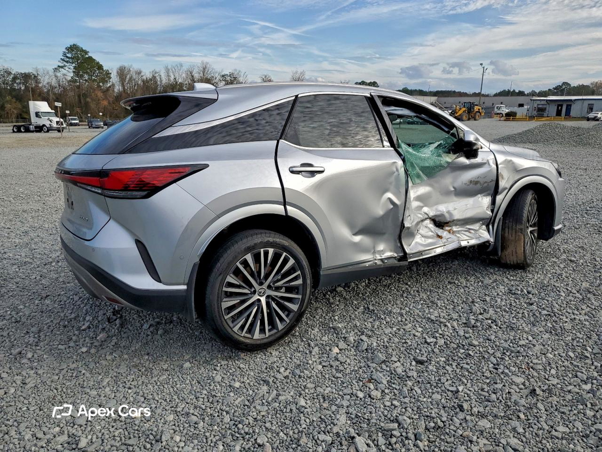 Lexus RX 2023