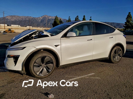 Tesla Model Y 2026 - Zdjęcie 1 z 13
