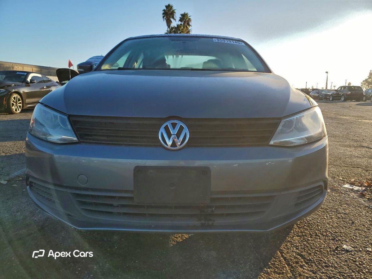 Volkswagen Jetta 2012