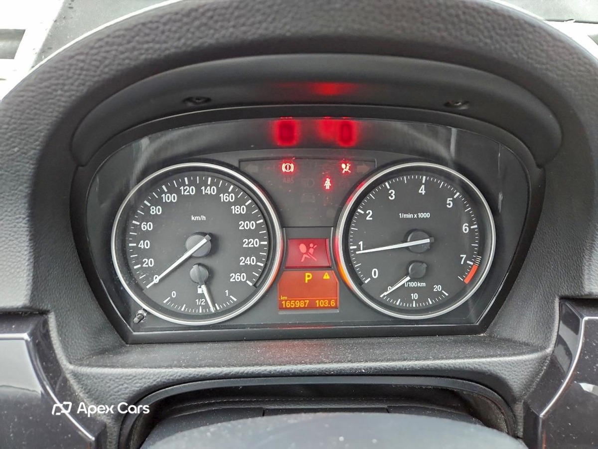 BMW Series 3 2010