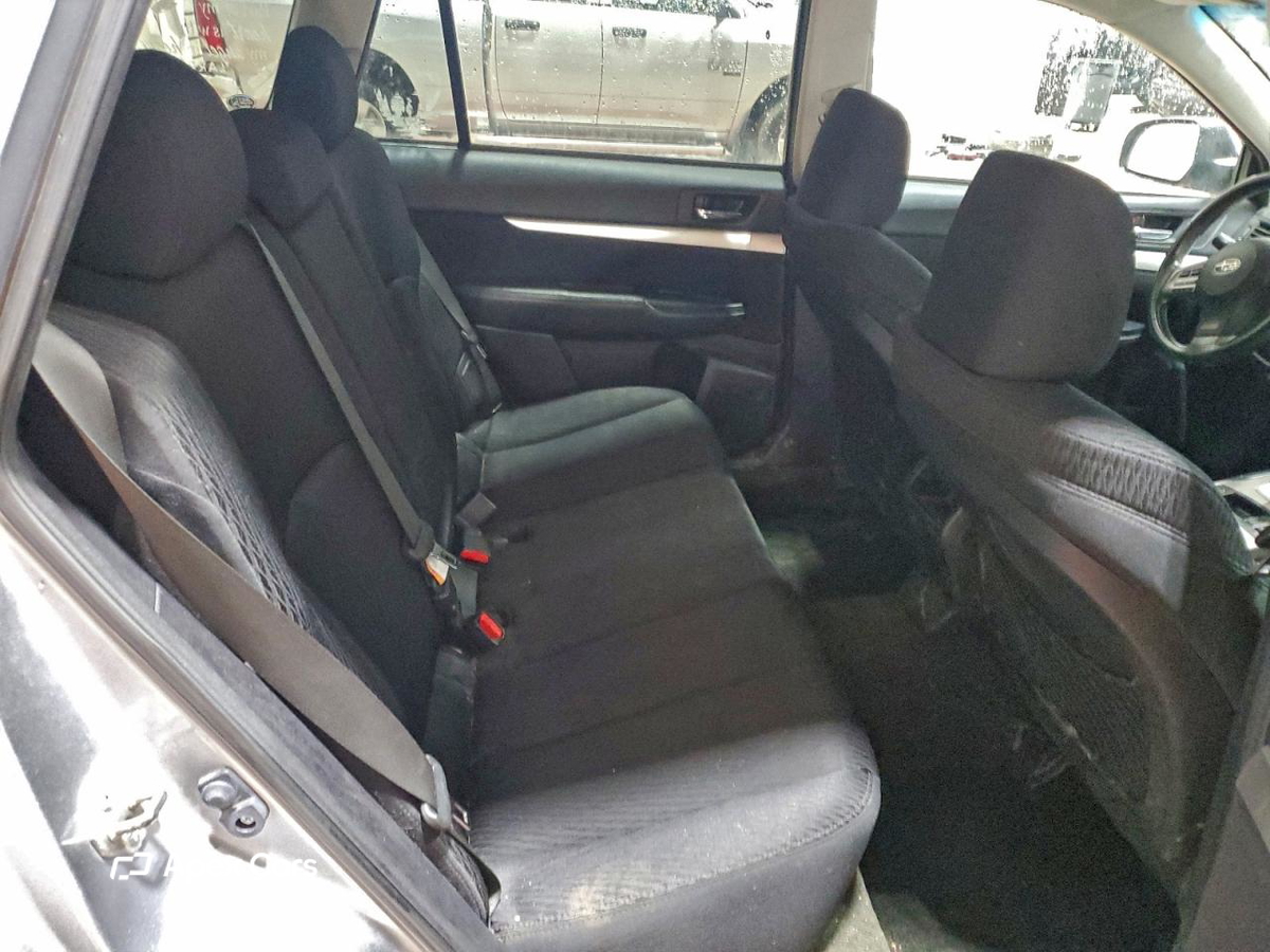 Subaru Outback 2012